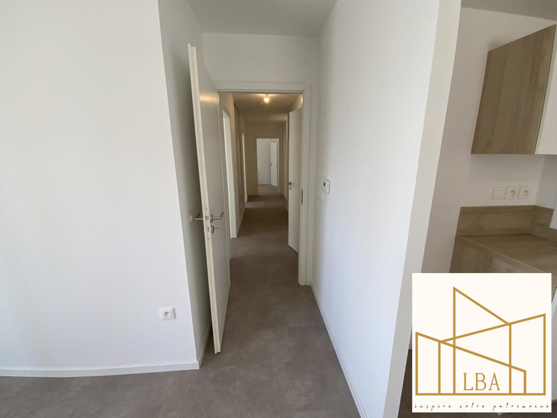 Appartement - 84 m² - 4 pièces