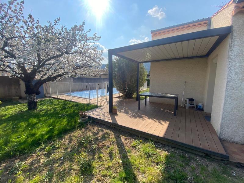 Maison - 127 m² - 9 pièces