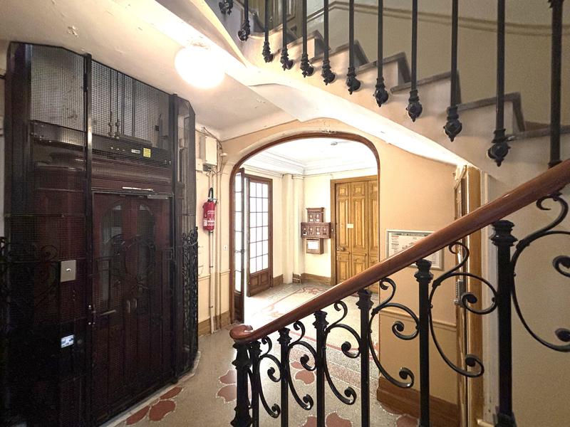 Appartement - 80 m² - 3 pièces