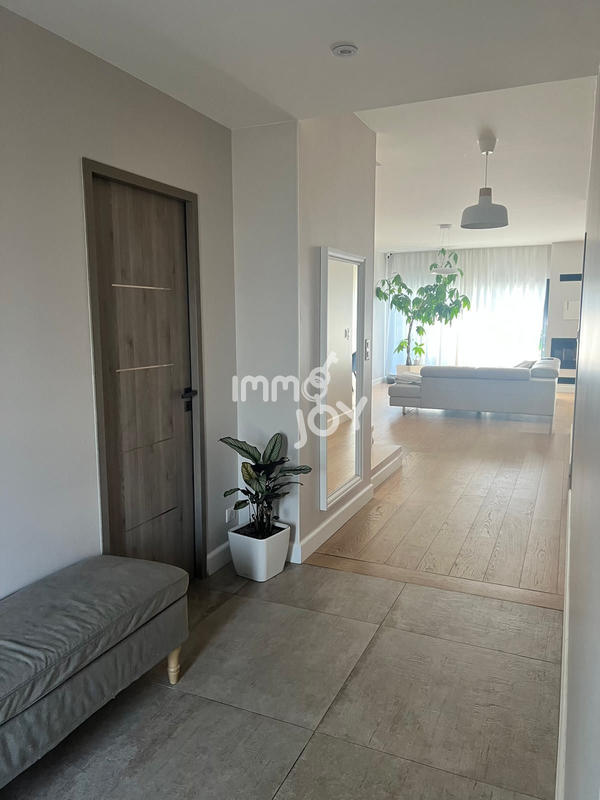 Villa - 173 m² - 5 pièces