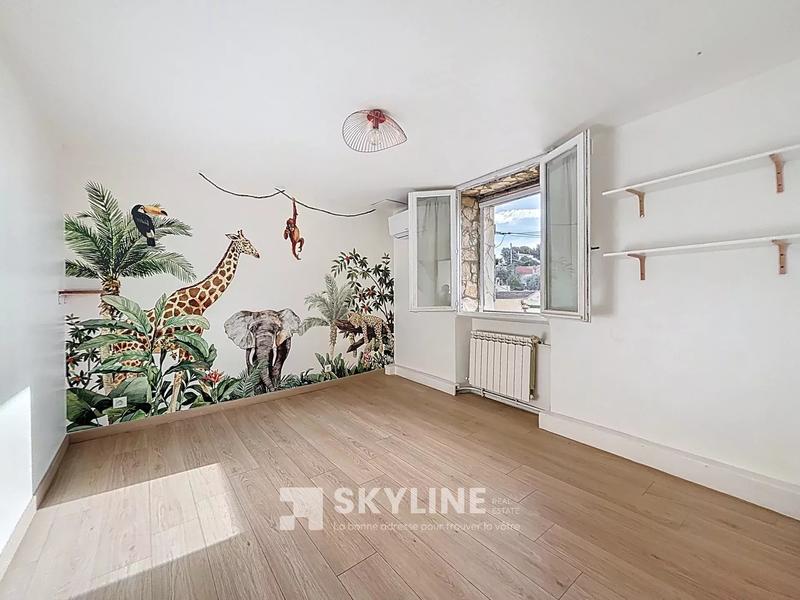 Maison - 122 m² - 4 pièces