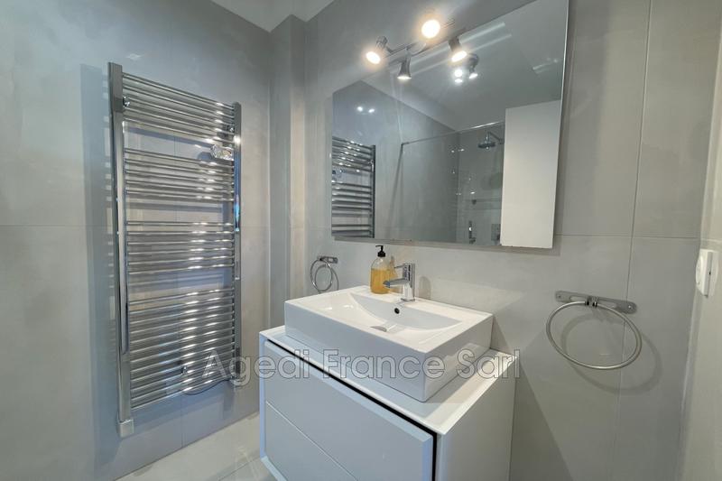 Appartement - 105 m² - 4 pièces