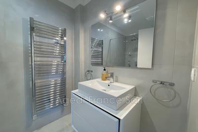 Appartement - 105 m² - 4 pièces