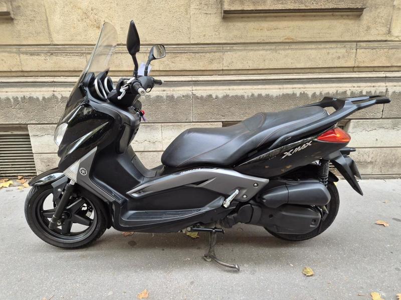 Yamaha Xmax