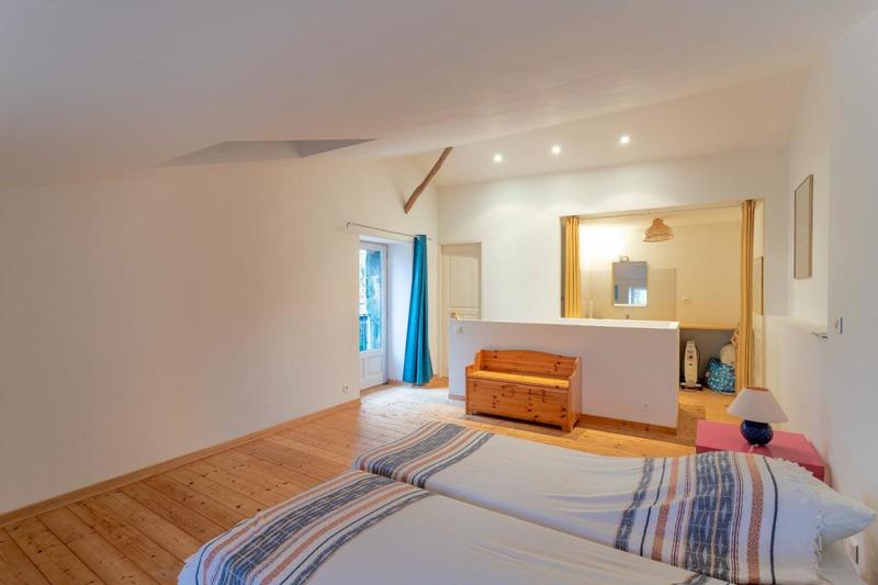 Maison de campagne - 265 m² - 11 pièces