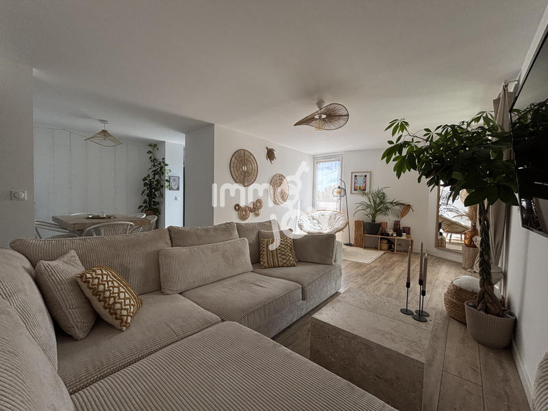 Appartement - 70 m² - 3 pièces