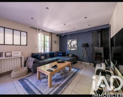 Maison - 120 m² - 5 pièces