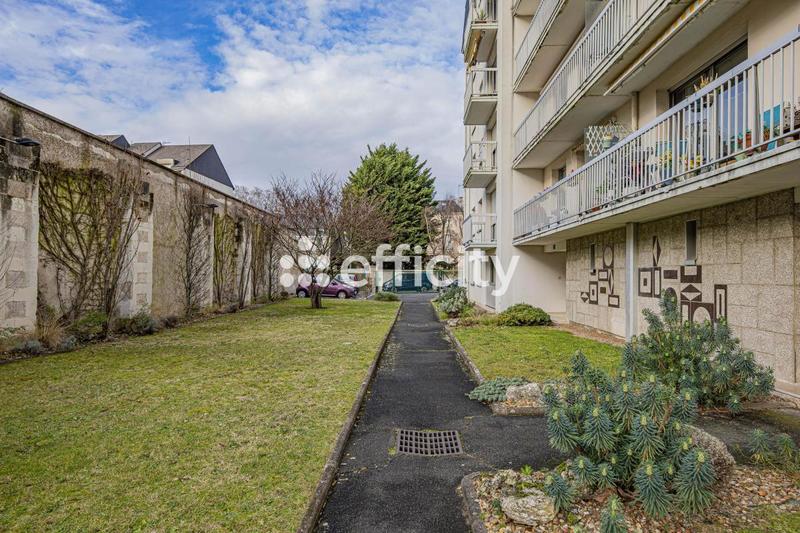 Appartement - 116 m² - 6 pièces