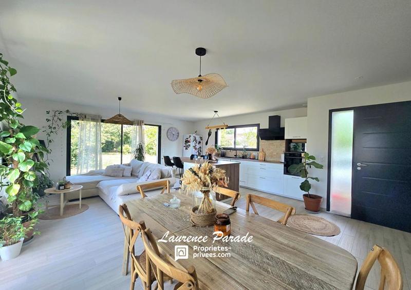 Maison - 110 m² - 6 pièces