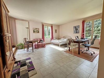 Maison - 196 m² - 5 pièces