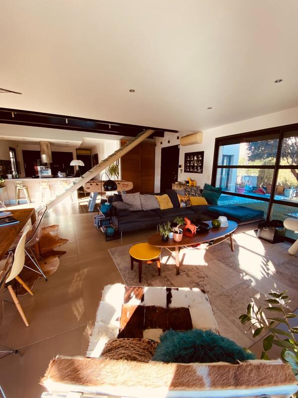 Maison - 181 m² - 5 pièces