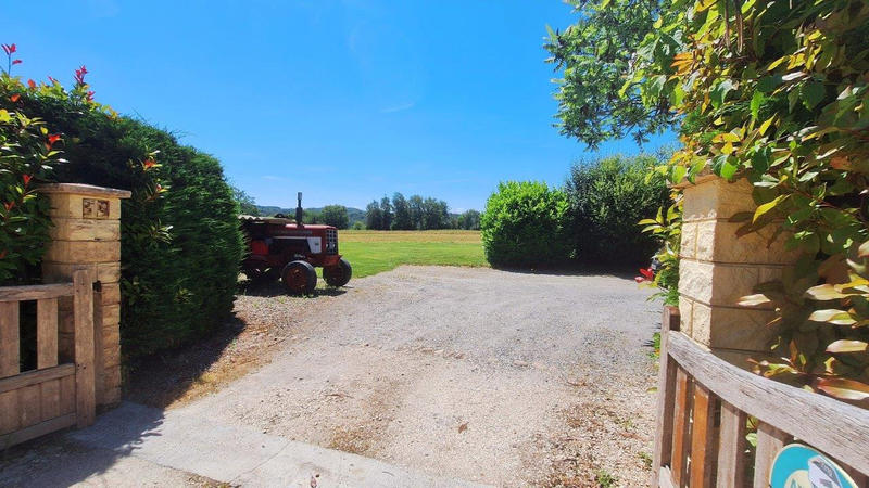 Maison - 190 m² - 7 pièces