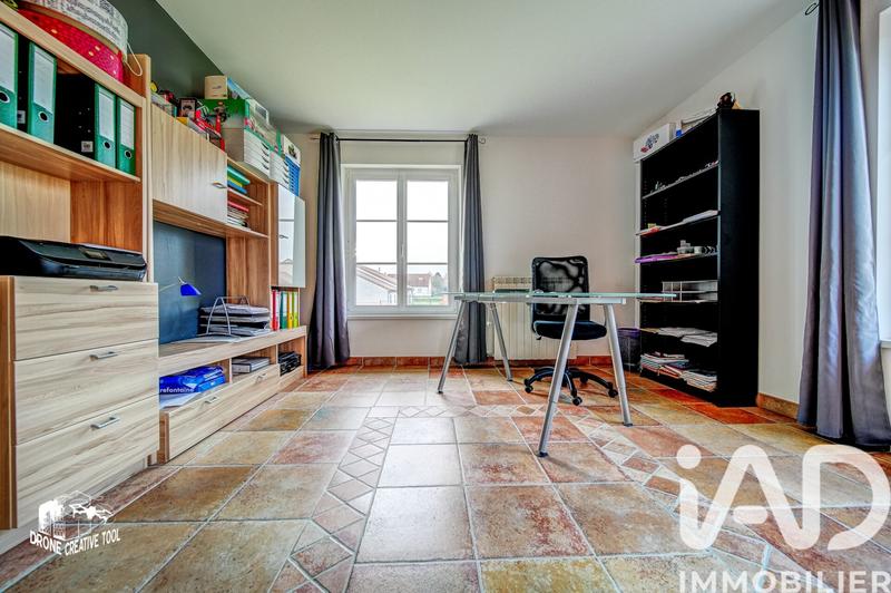 Maison - 274 m² - 8 pièces