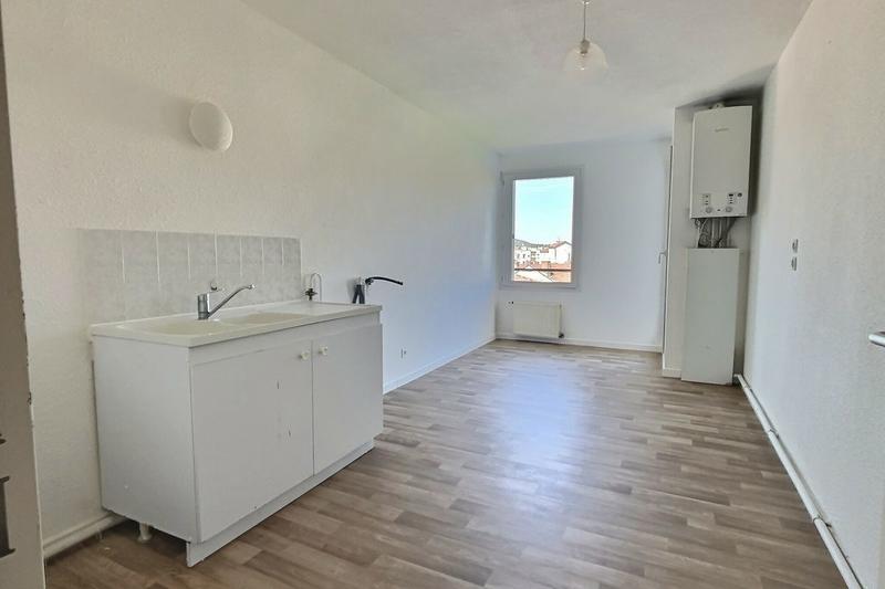 Appartement - 96 m² - 4 pièces