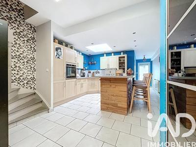 Maison de ville - 102 m² - 5 pièces