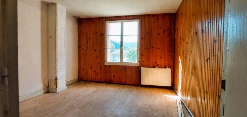 Maison - 140 m² - 8 pièces