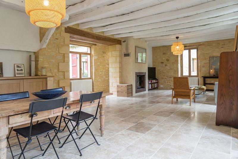 Maison - 326 m² - 13 pièces