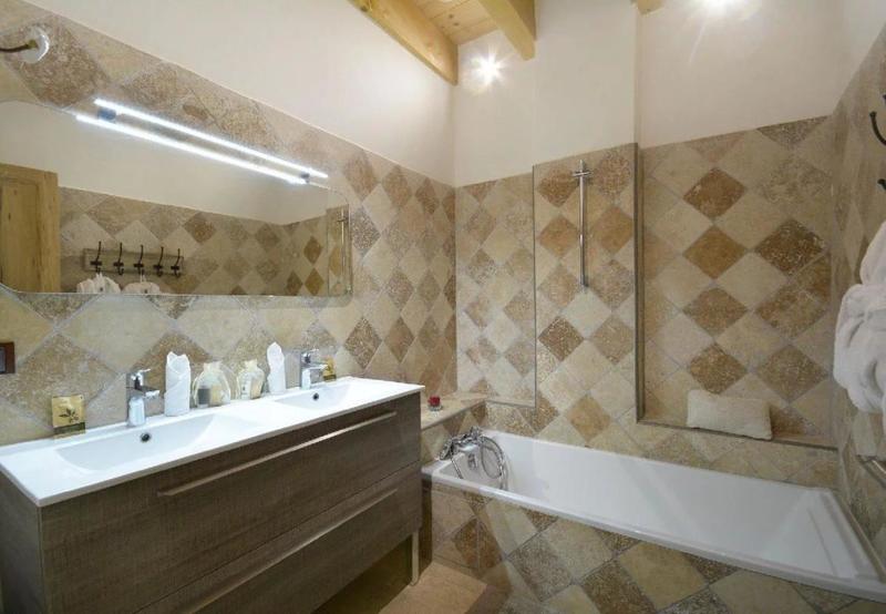 Propriété - 300 m² - 10 pièces