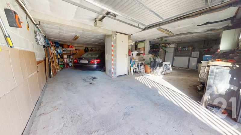 Maison - 138 m² - 6 pièces