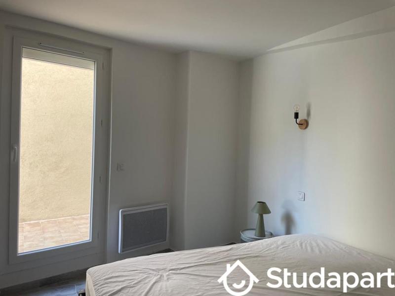 Chambre - 9 m² - 1 pièce