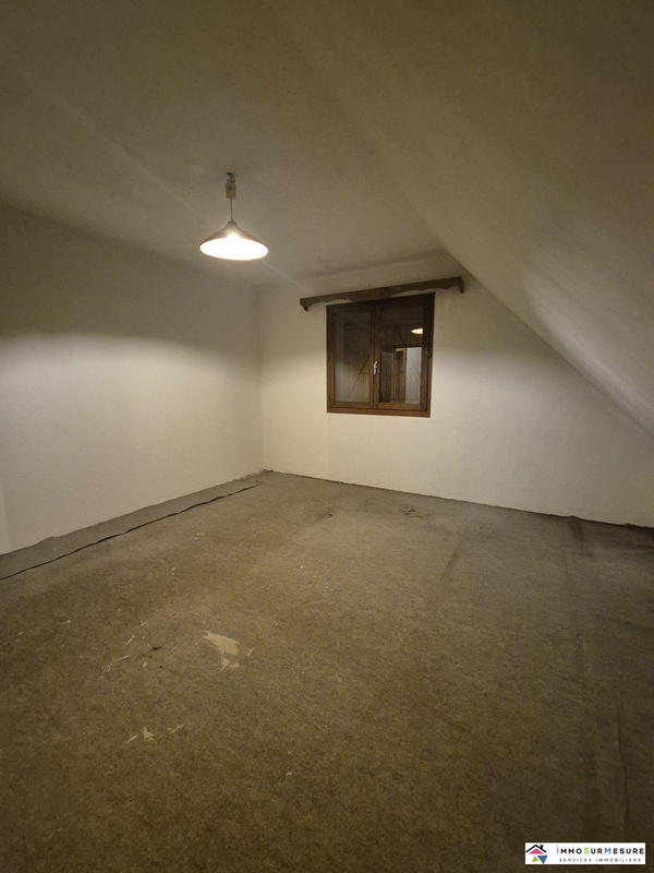 Maison - 103 m² - 4 pièces