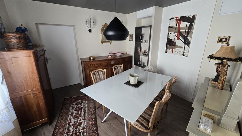 Appartement - 128 m² - 6 pièces