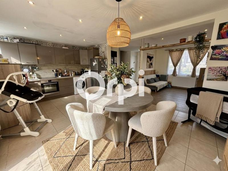 Maison - 75 m² - 4 pièces