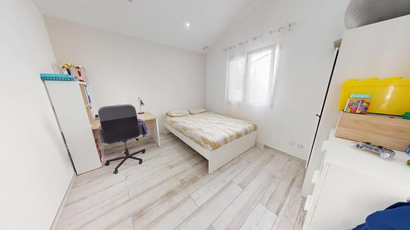 Maison - 130 m² - 6 pièces