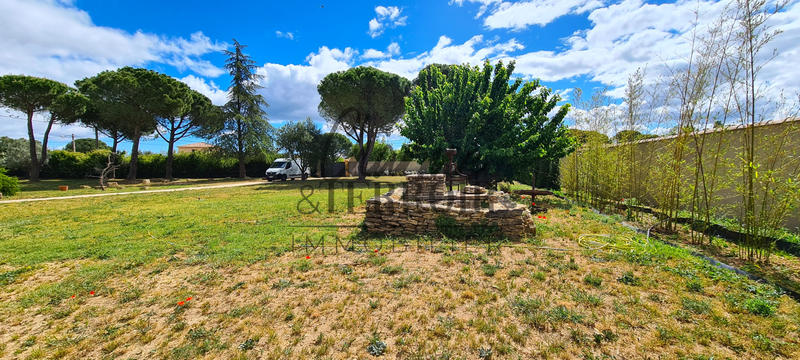 Mas - 192 m² - 7 pièces