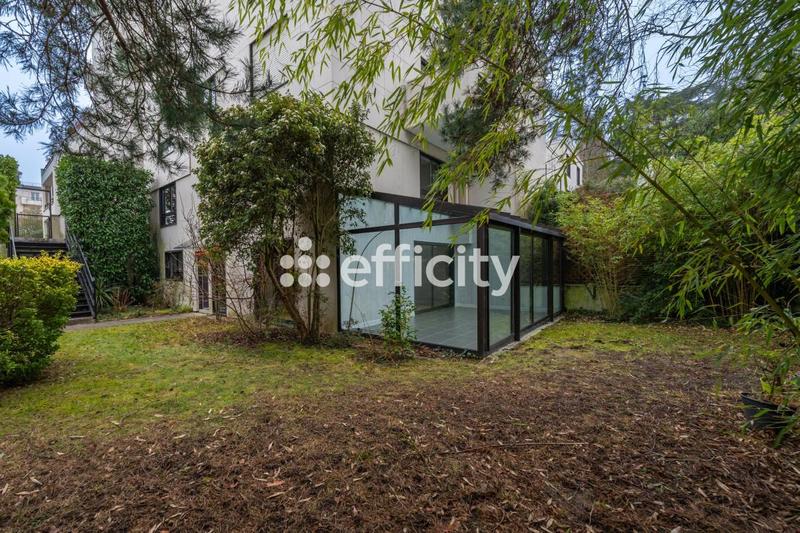 Appartement - 138 m² - 5 pièces