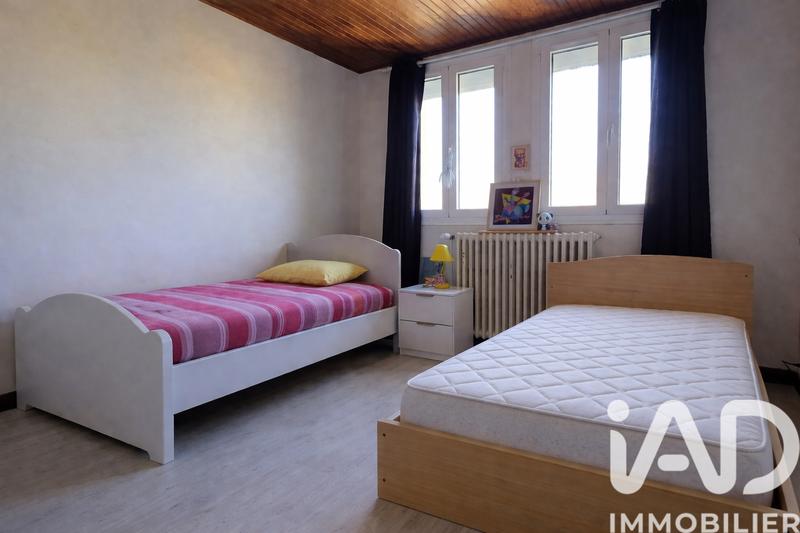 Maison - 143 m² - 5 pièces