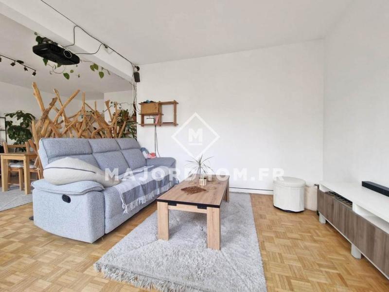 Appartement - 95 m² - 4 pièces