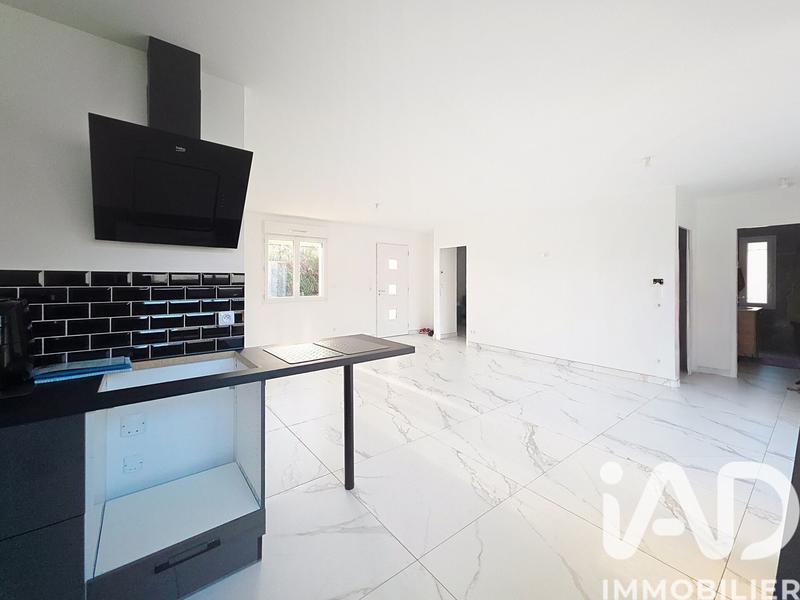 Maison - 96 m² - 5 pièces