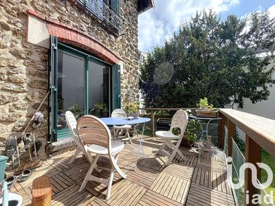 Maison - 185 m² - 7 pièces