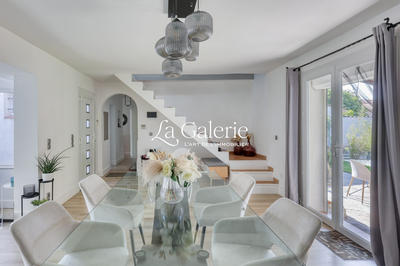 Villa - 140 m² - 5 pièces