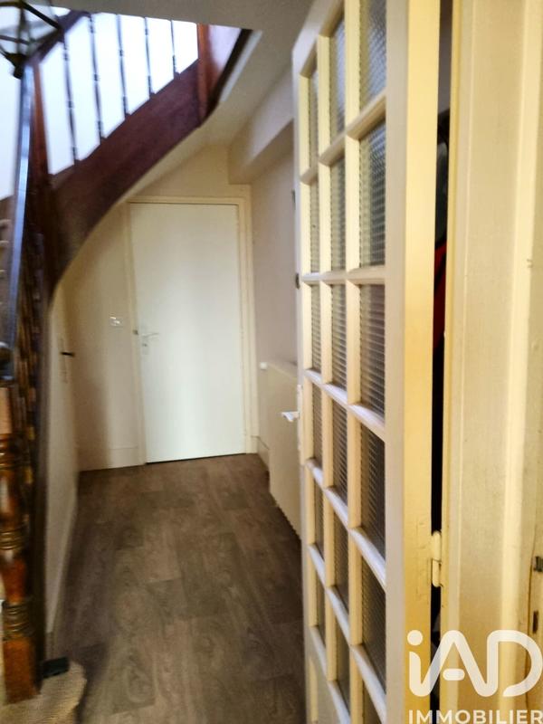 Maison - 181 m² - 5 pièces