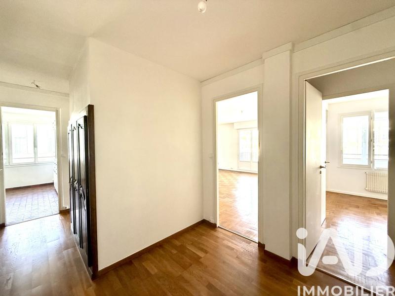 Appartement - 92 m² - 5 pièces