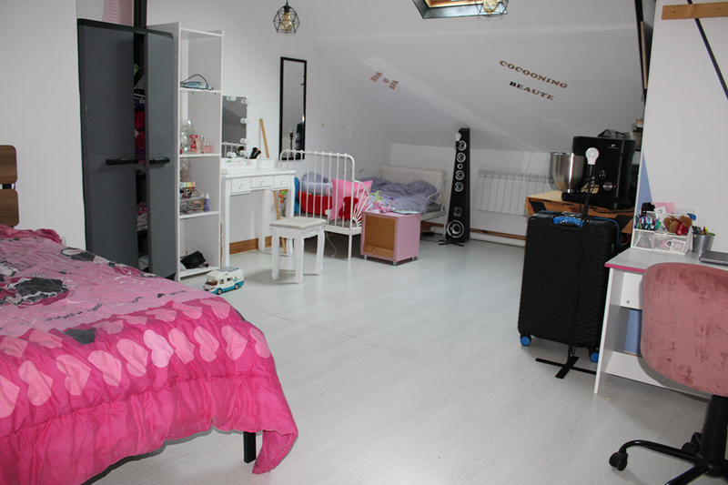 Maison - 151 m² - 6 pièces