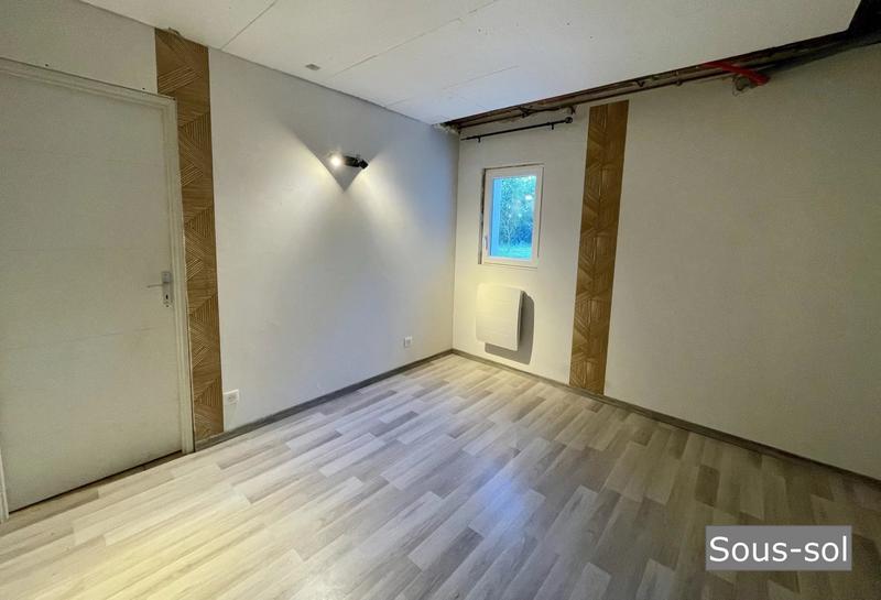 Maison - 140 m² - 6 pièces
