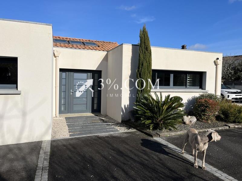 Maison - 194 m² - 6 pièces