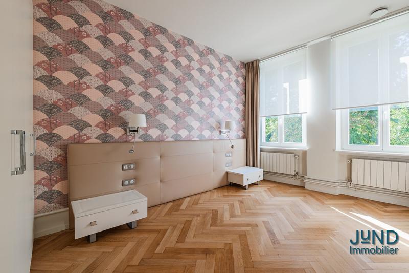 Appartement - 110 m² - 4 pièces