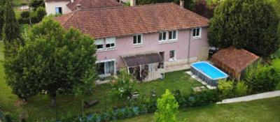 Maison - 300 m² - 7 pièces