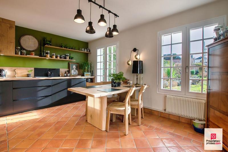 Maison - 120 m² - 6 pièces