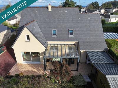 Maison - 139 m² - 7 pièces