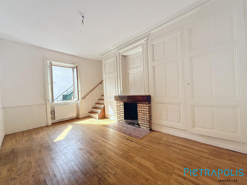 Maison contemporaine - 194 m² - 10 pièces