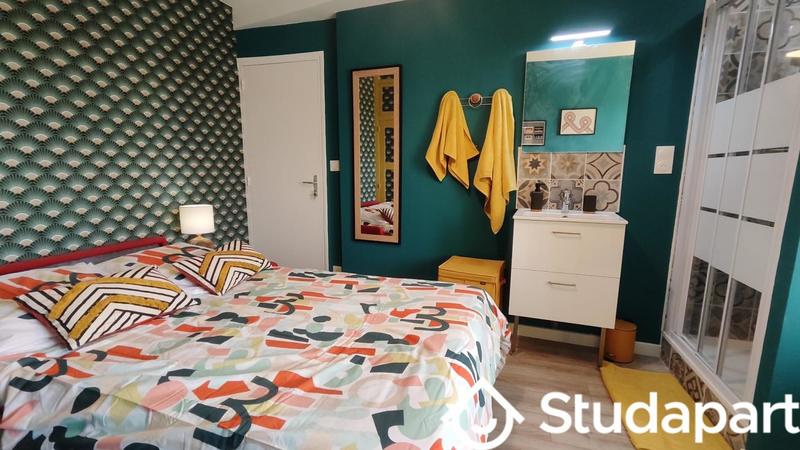 Chambre - 12 m² - 1 pièce