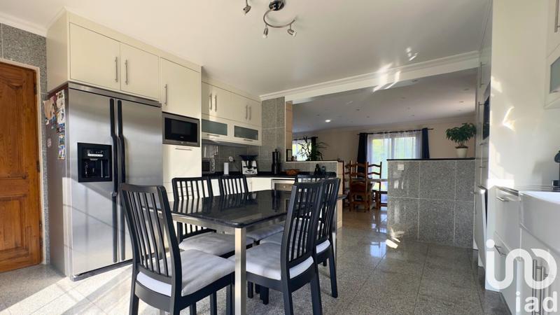 Maison - 176 m² - 6 pièces