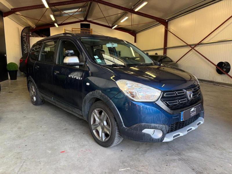 Dacia Lodgy Stepway 1.5 BluedCi 115 cv - Camera de Recul Attelage