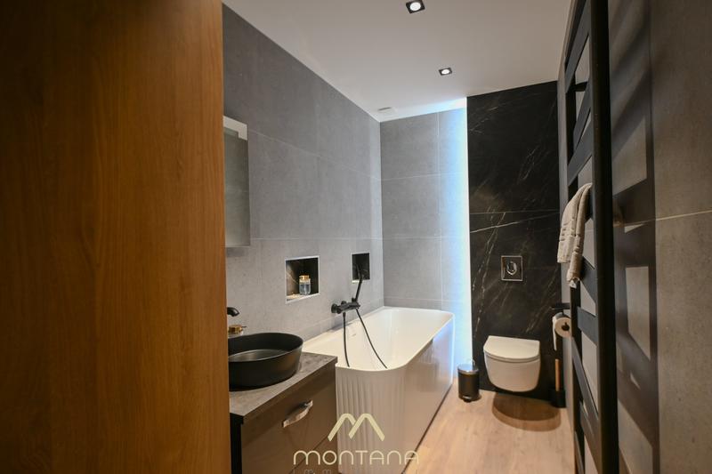 Appartement - 125 m² - 4 pièces