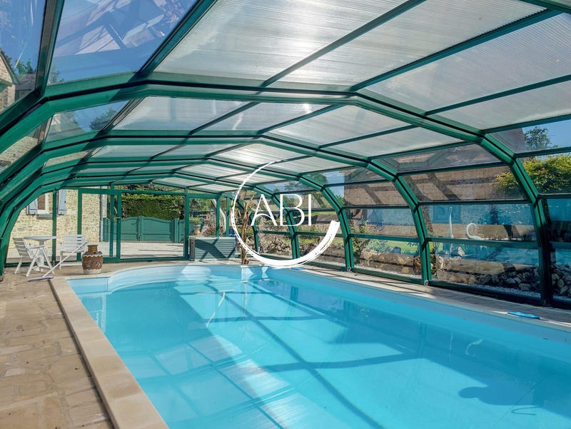 Maison ancienne - 250 m² - 7 pièces